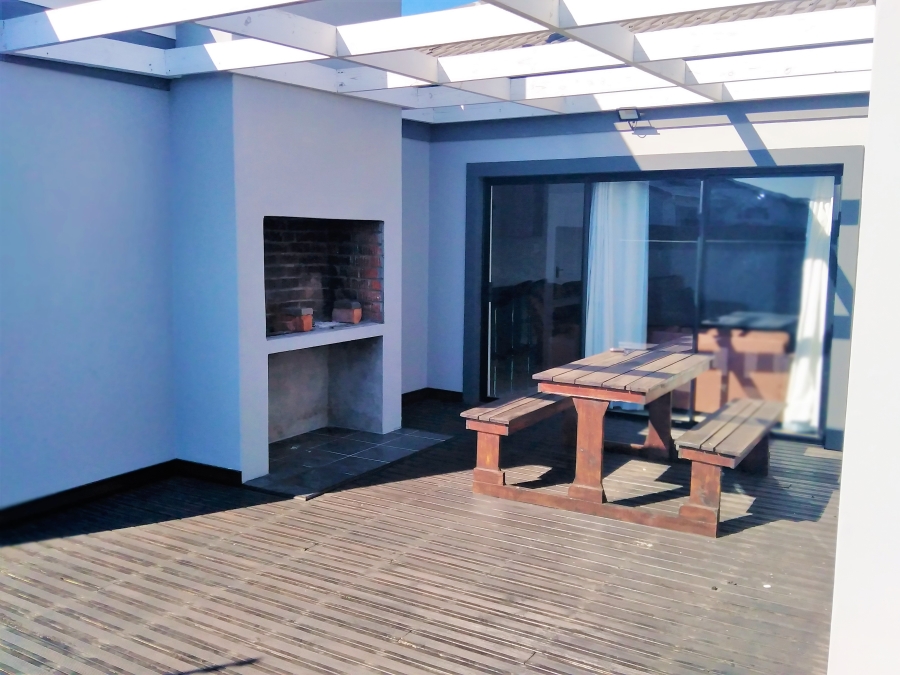 3 Bedroom Property for Sale in Fountains Estate Eastern Cape